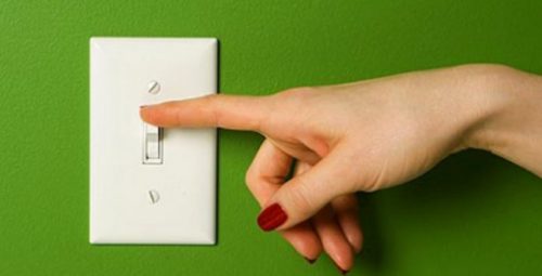 4 dicas para reduzir sua conta de luz de acordo com os cômodos da casa